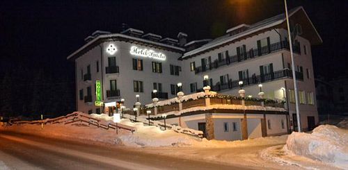 Hotel Pineta Falcade Exteriör bild